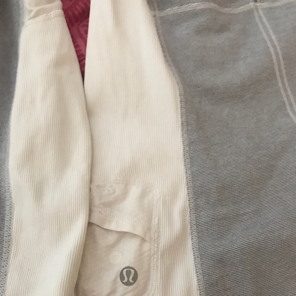 Lululemon top